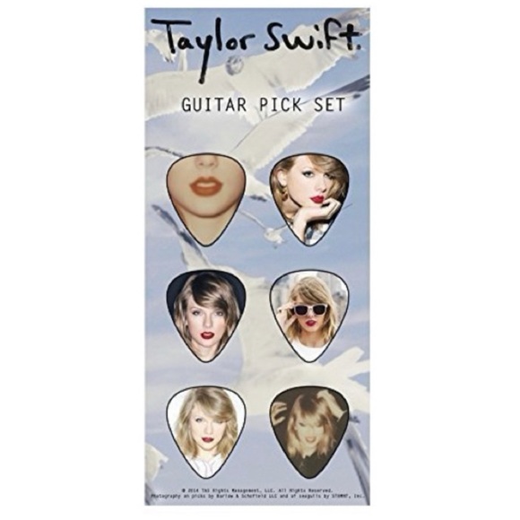 Taylor Swift 1989 Guitar Picks - Picture 1 of 2
